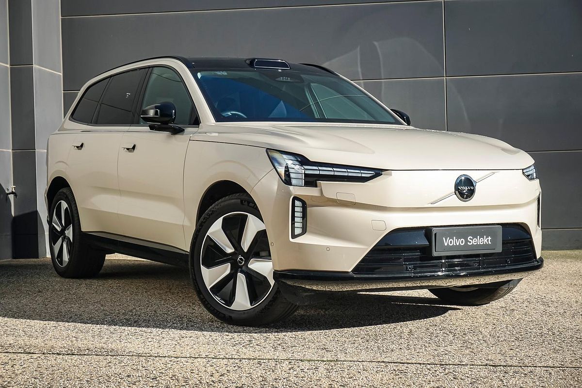 2024 Volvo EX90 Plus Twin Motor