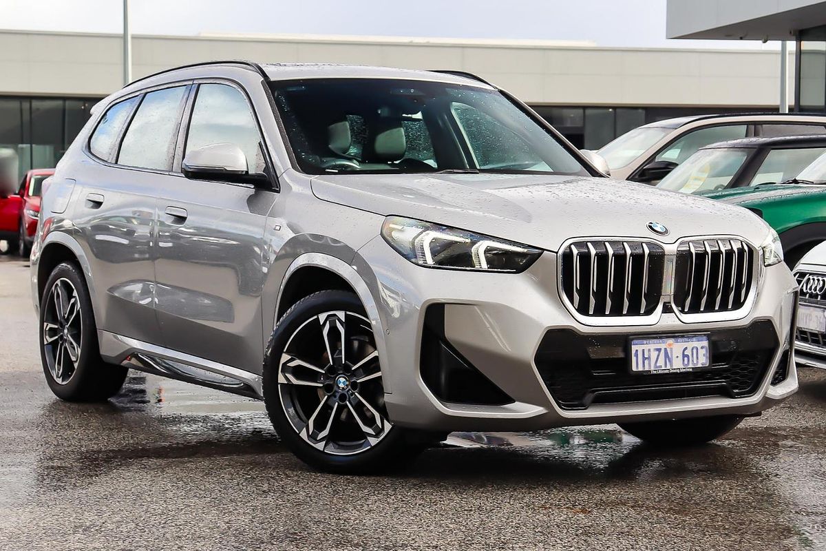2023 BMW X1 xDrive20i U11