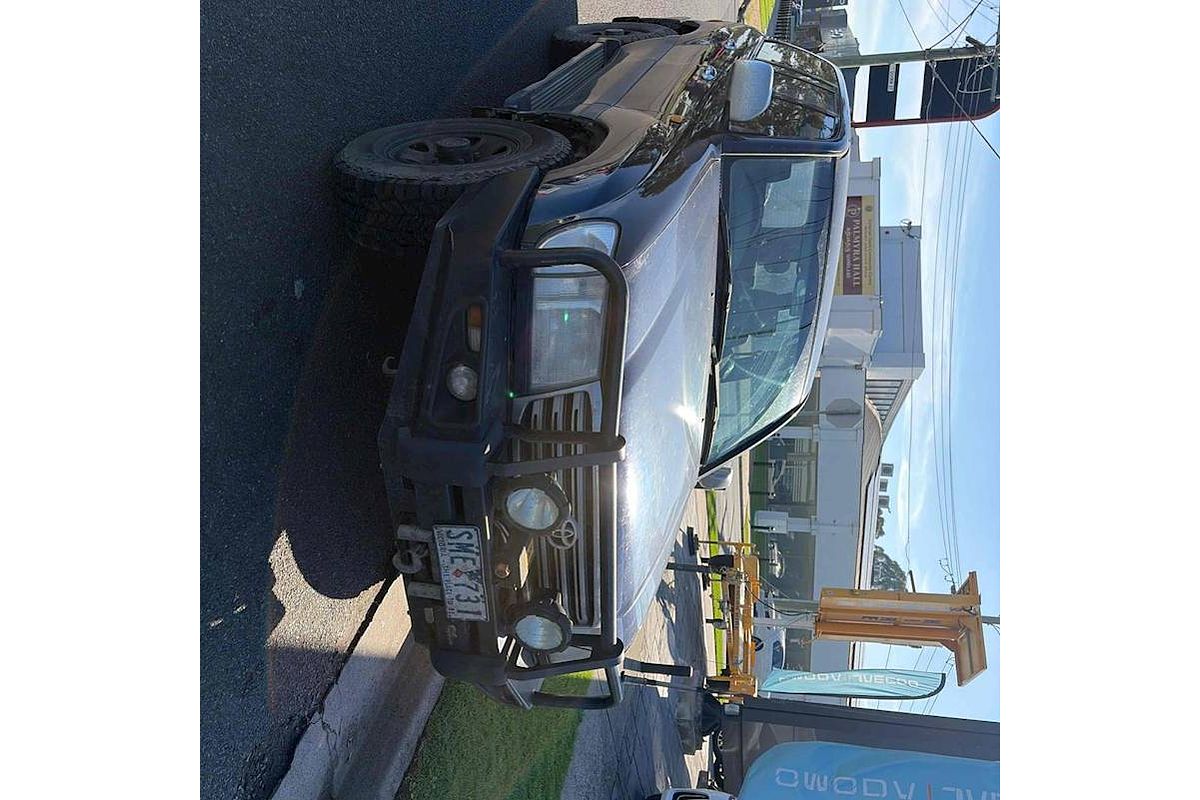 2003 Toyota Landcruiser GXL UZJ100R