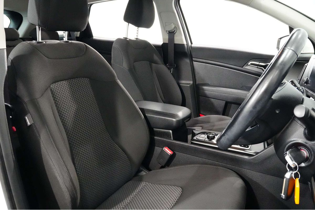 2021 Kia Sportage S NQ5