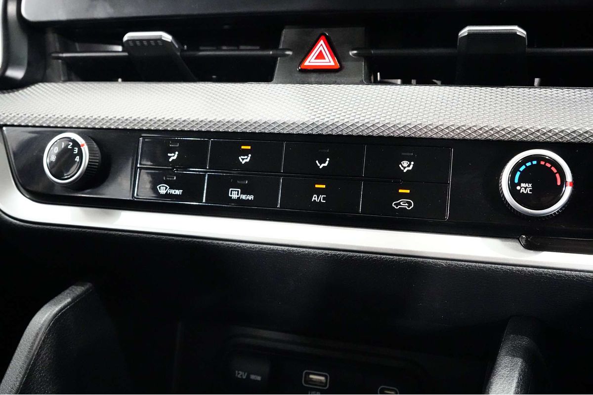 2021 Kia Sportage S NQ5