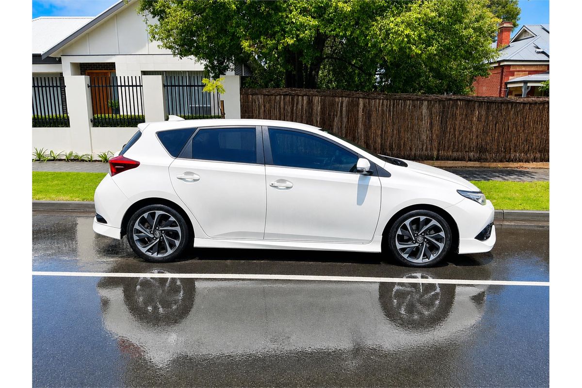 2015 Toyota Corolla ZR ZRE182R MY15