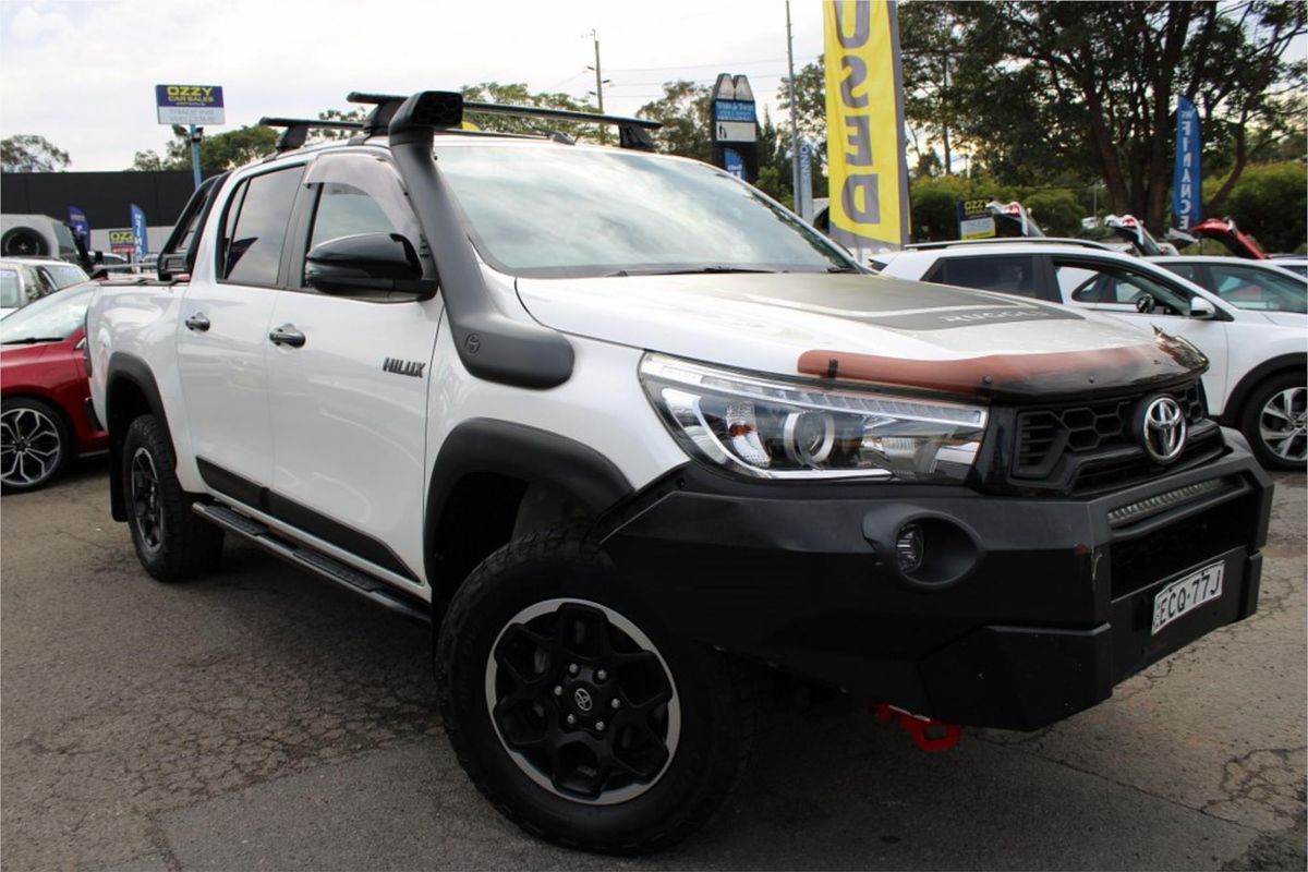 2018 Toyota Hilux RUGGED X (4x4) GUN126R 4X4