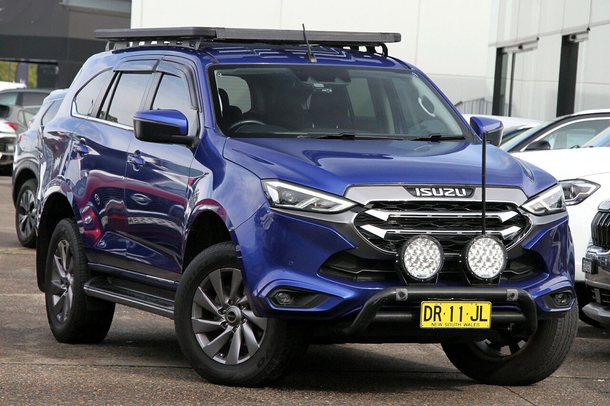 2022 Isuzu MU-X LS-U