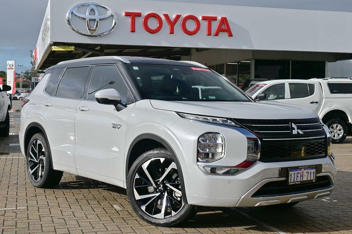 2024 Mitsubishi Outlander PHEV Exceed Tourer ZM