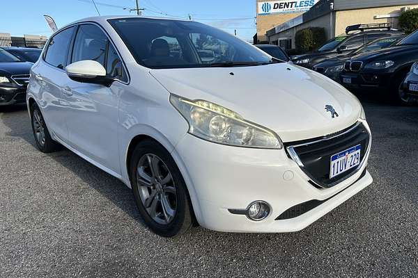 2014 Peugeot 208 Allure Premium A9