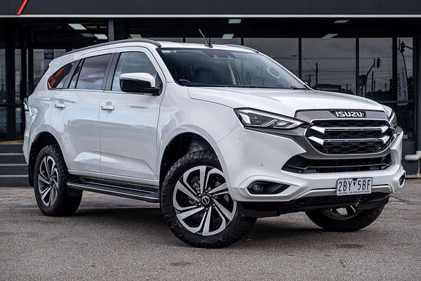 2021 Isuzu MU-X LS-T