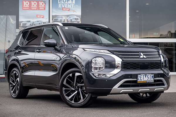 2025 Mitsubishi Outlander PHEV Exceed Tourer ZM