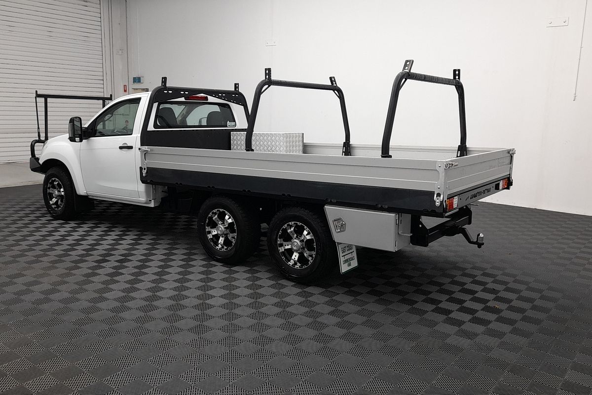 2017 Isuzu D-MAX SX 4X4