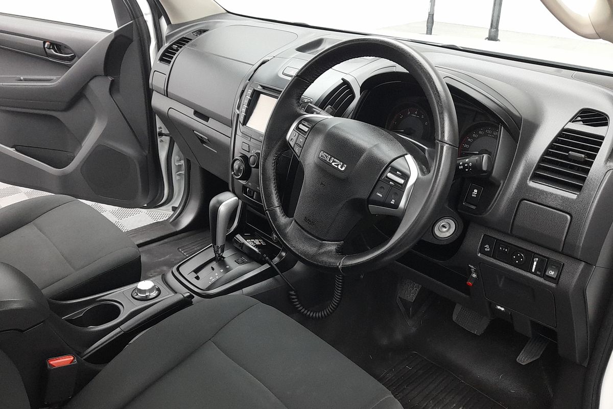 2017 Isuzu D-MAX SX 4X4