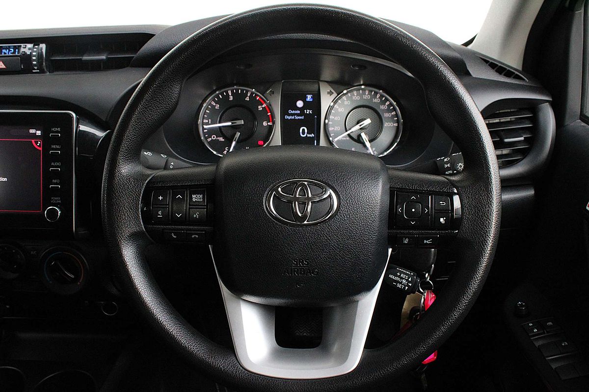 2022 Toyota Hilux Workmate GUN125R 4X4