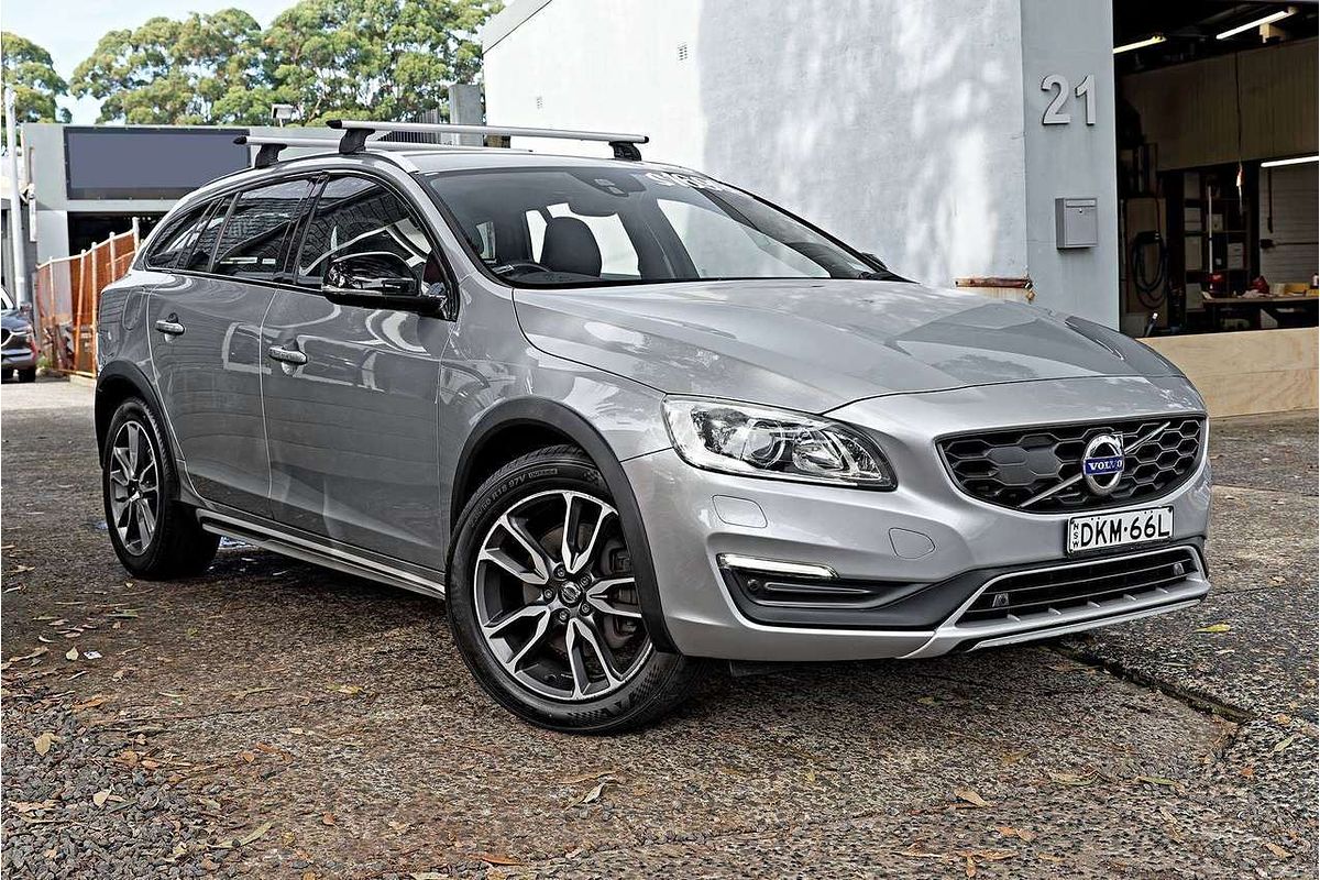 2016 Volvo V60 D4 Luxury