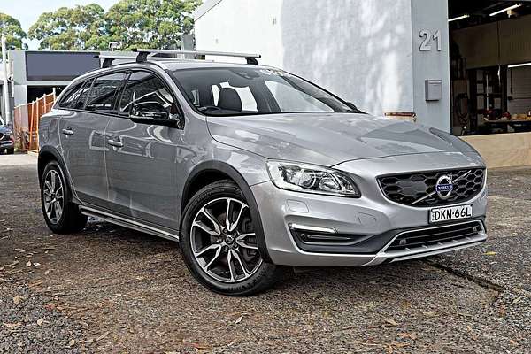 2016 Volvo V60 D4 Luxury