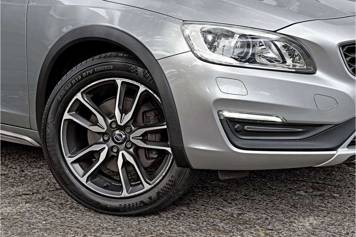 2016 Volvo V60 D4 Luxury