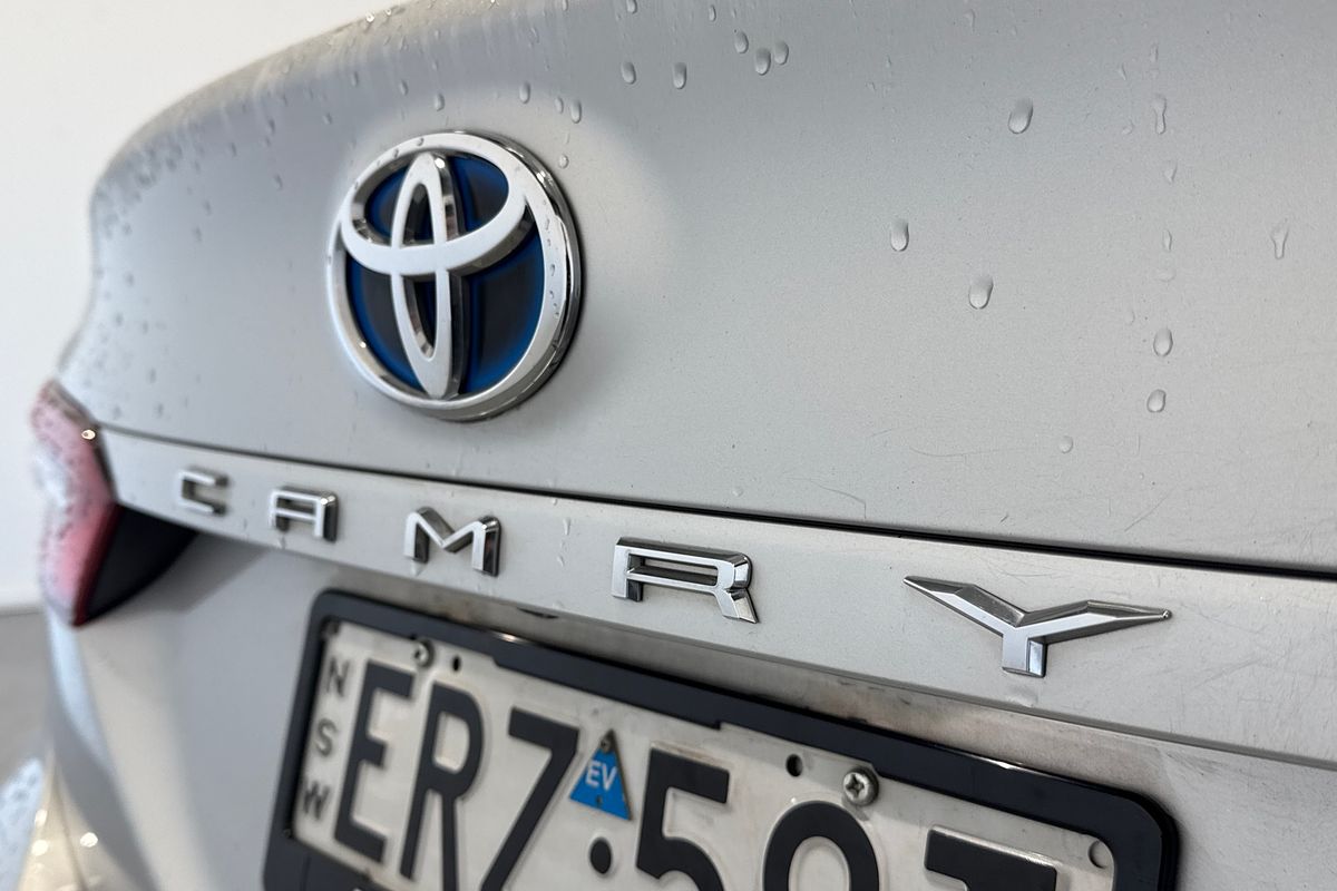 2022 Toyota Camry ASCENT HYBRID AXHV70R