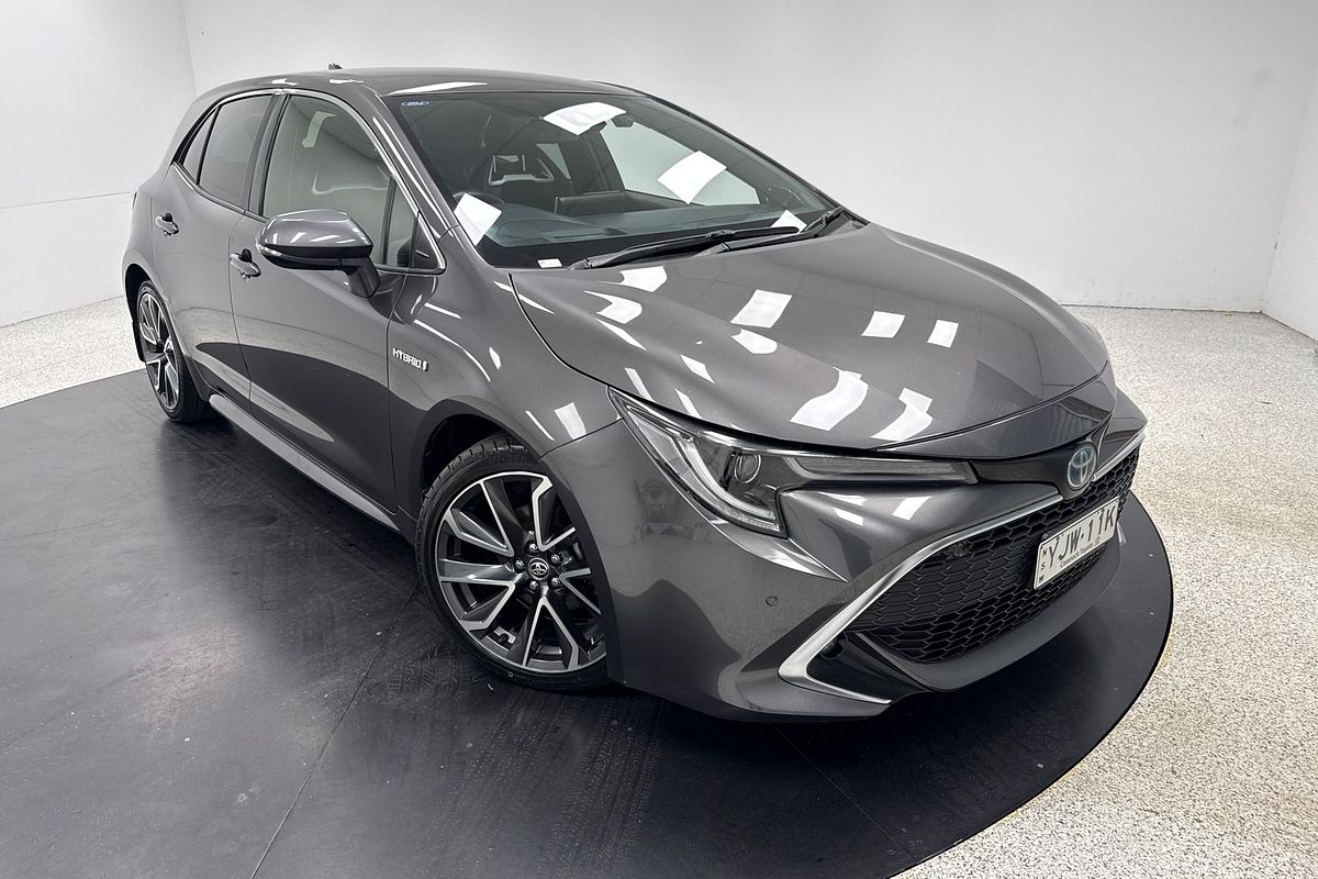 2020 Toyota Corolla ZR Hybrid ZWE211R