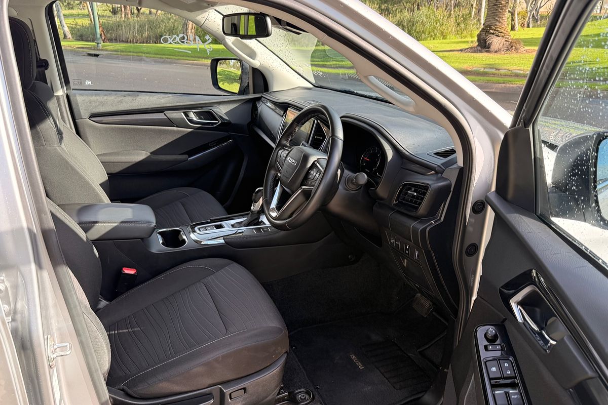 2024 Isuzu MU-X LS-U