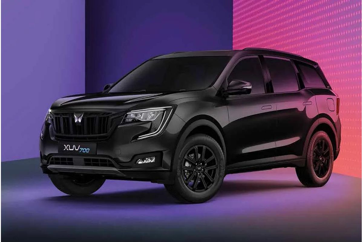 2025 Mahindra XUV700 AX7L