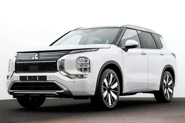2025 Mitsubishi Outlander Exceed Tourer ZM