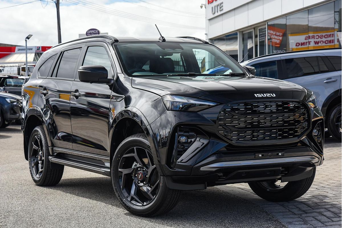 2026 Isuzu MU-X X-TERRAIN
