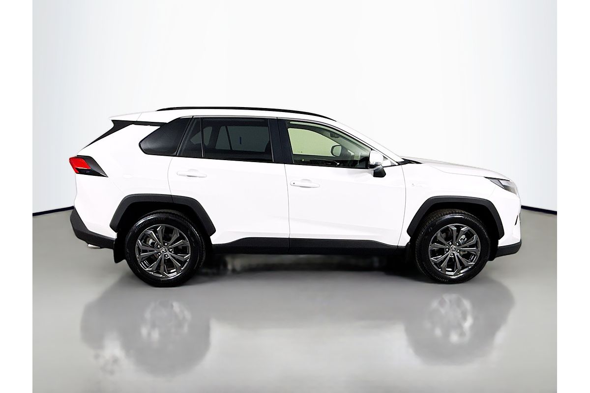 2025 Toyota RAV4 GXL AXAH54R
