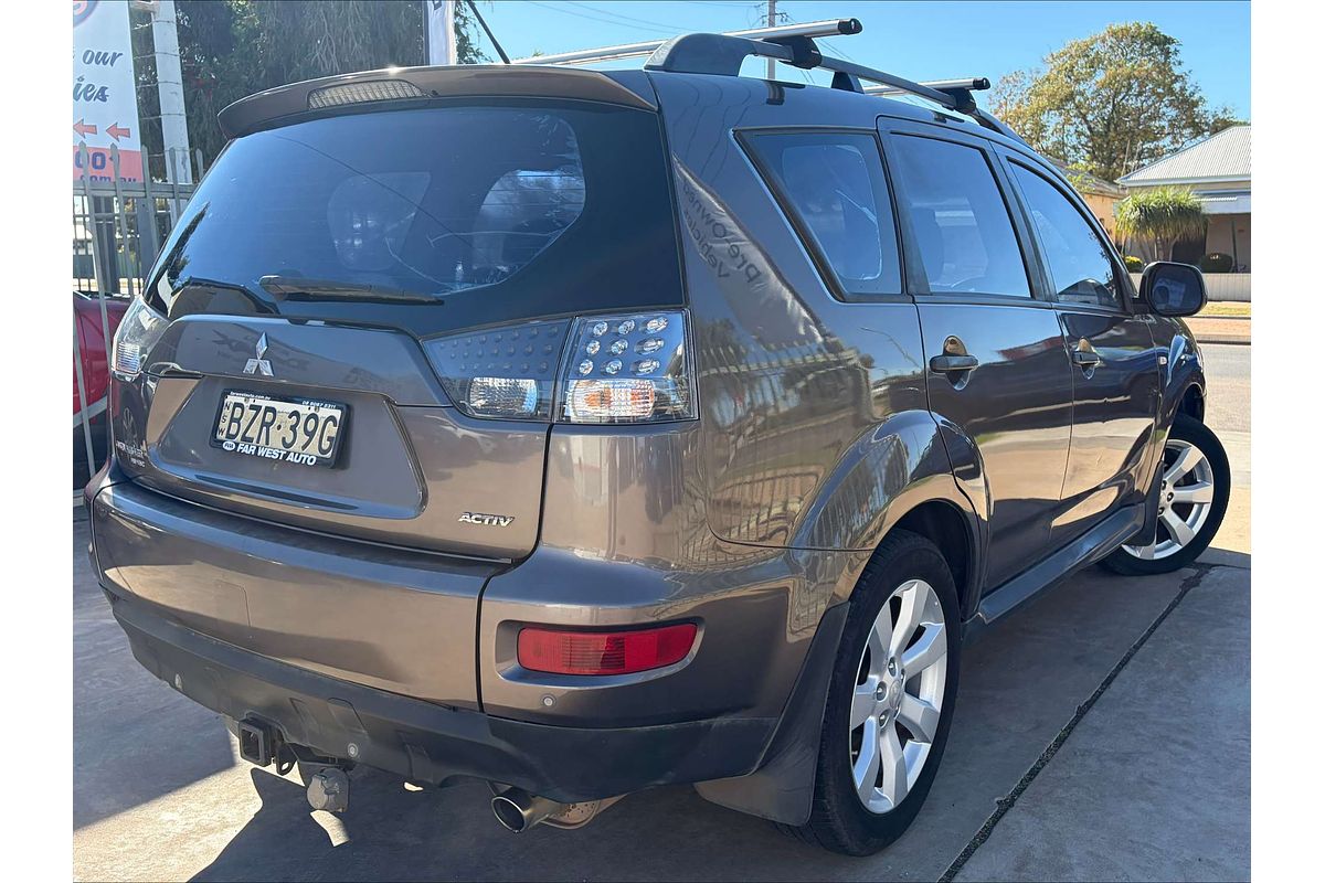 2011 Mitsubishi Z