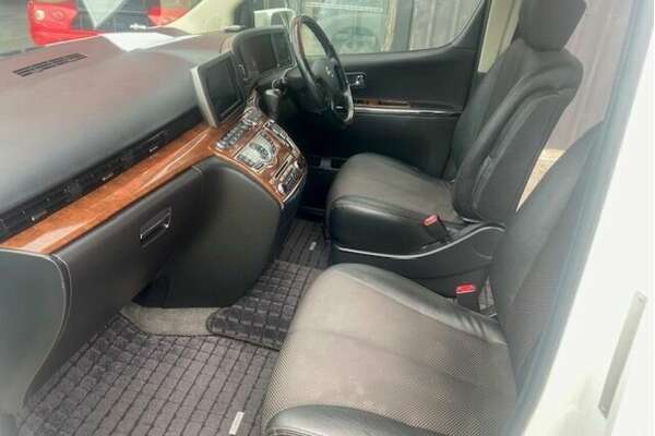 2008 Nissan Elgrand  E51