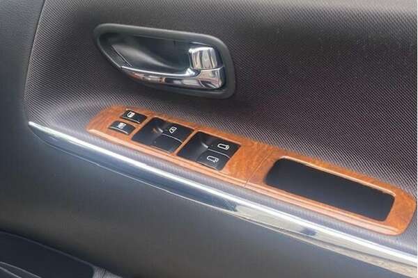 2008 Nissan Elgrand  E51