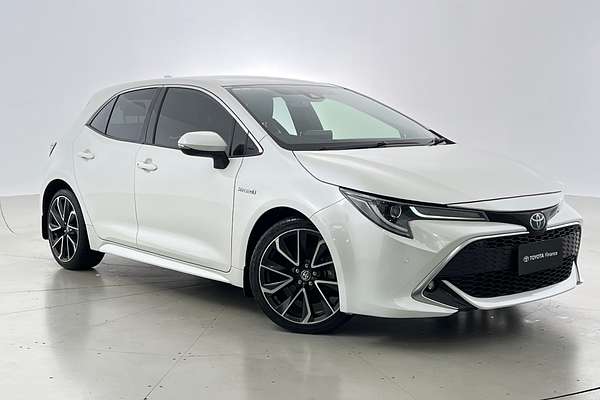 2020 Toyota Corolla ZR Hybrid ZWE211R