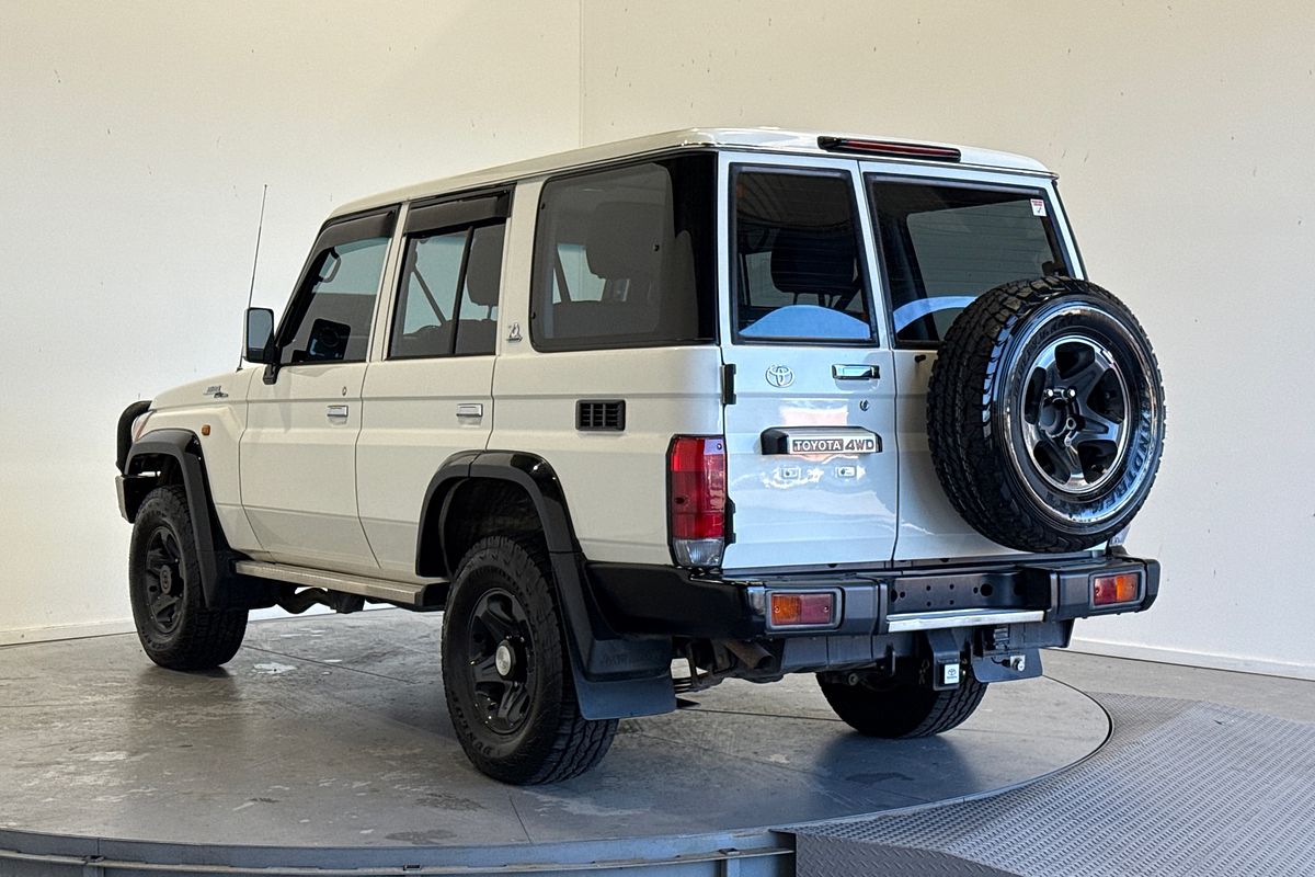 2021 Toyota Landcruiser GXL VDJ76R
