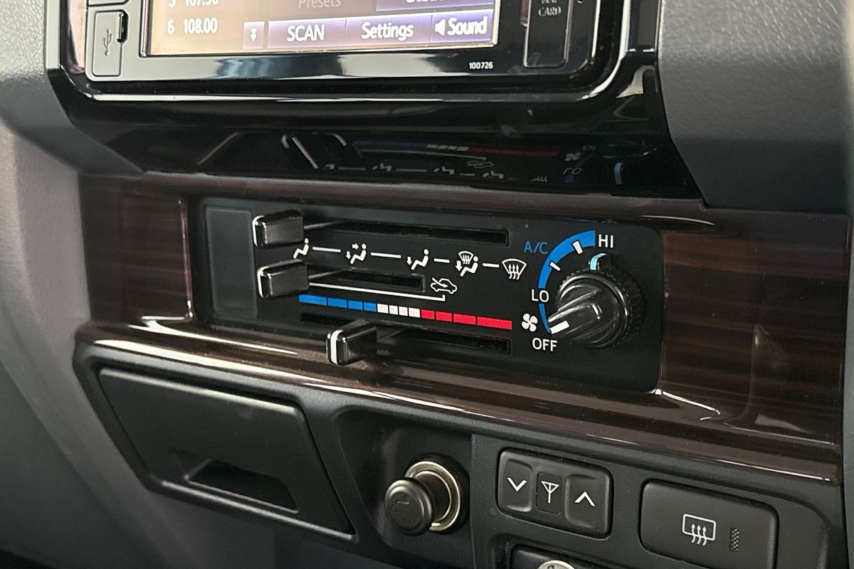 2021 Toyota Landcruiser GXL VDJ76R