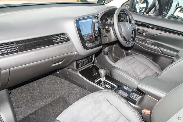 2019 Mitsubishi Outlander LS ZL thumb-4