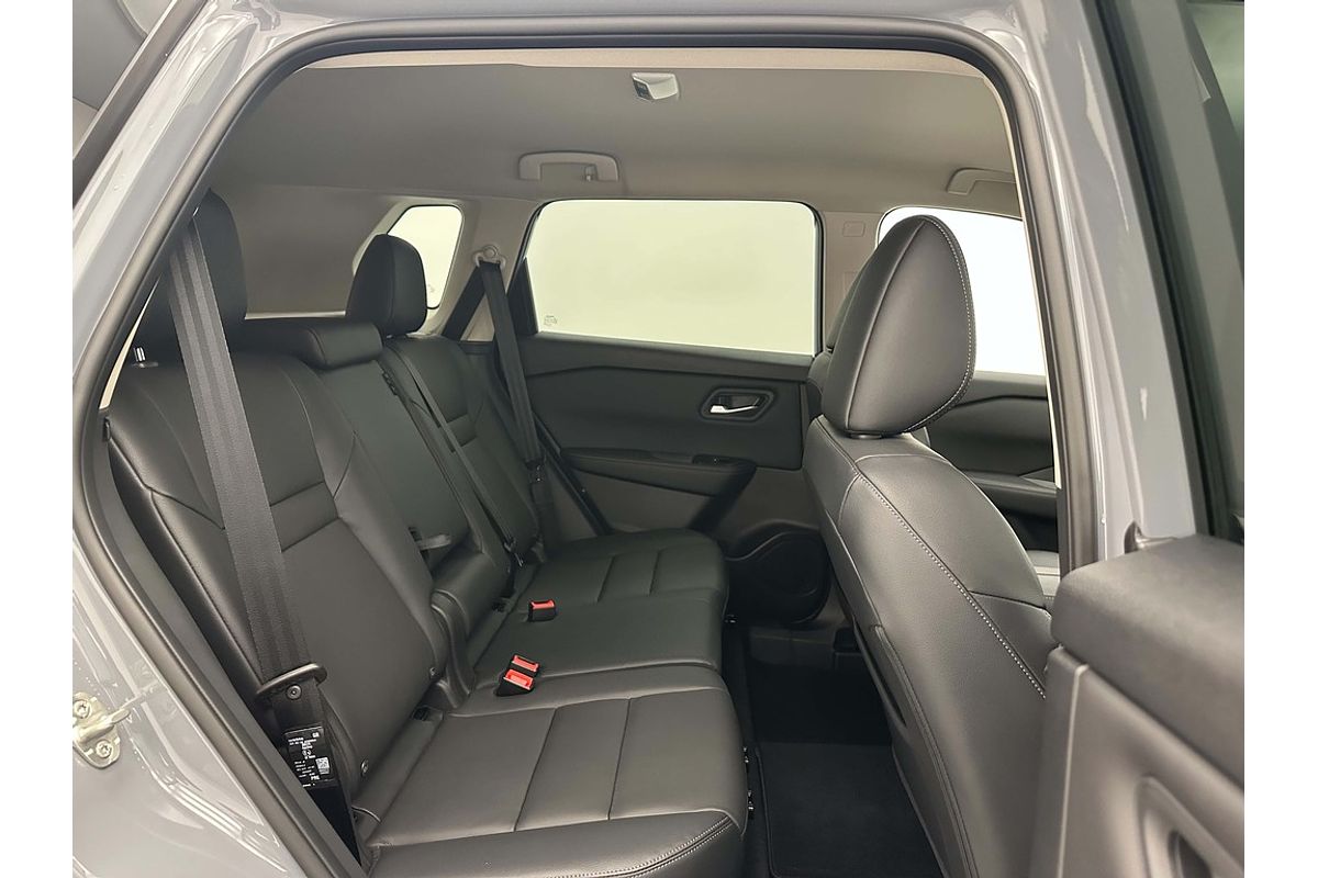 Nissan X-TRAIL 2WD AUTO ST-L MY26