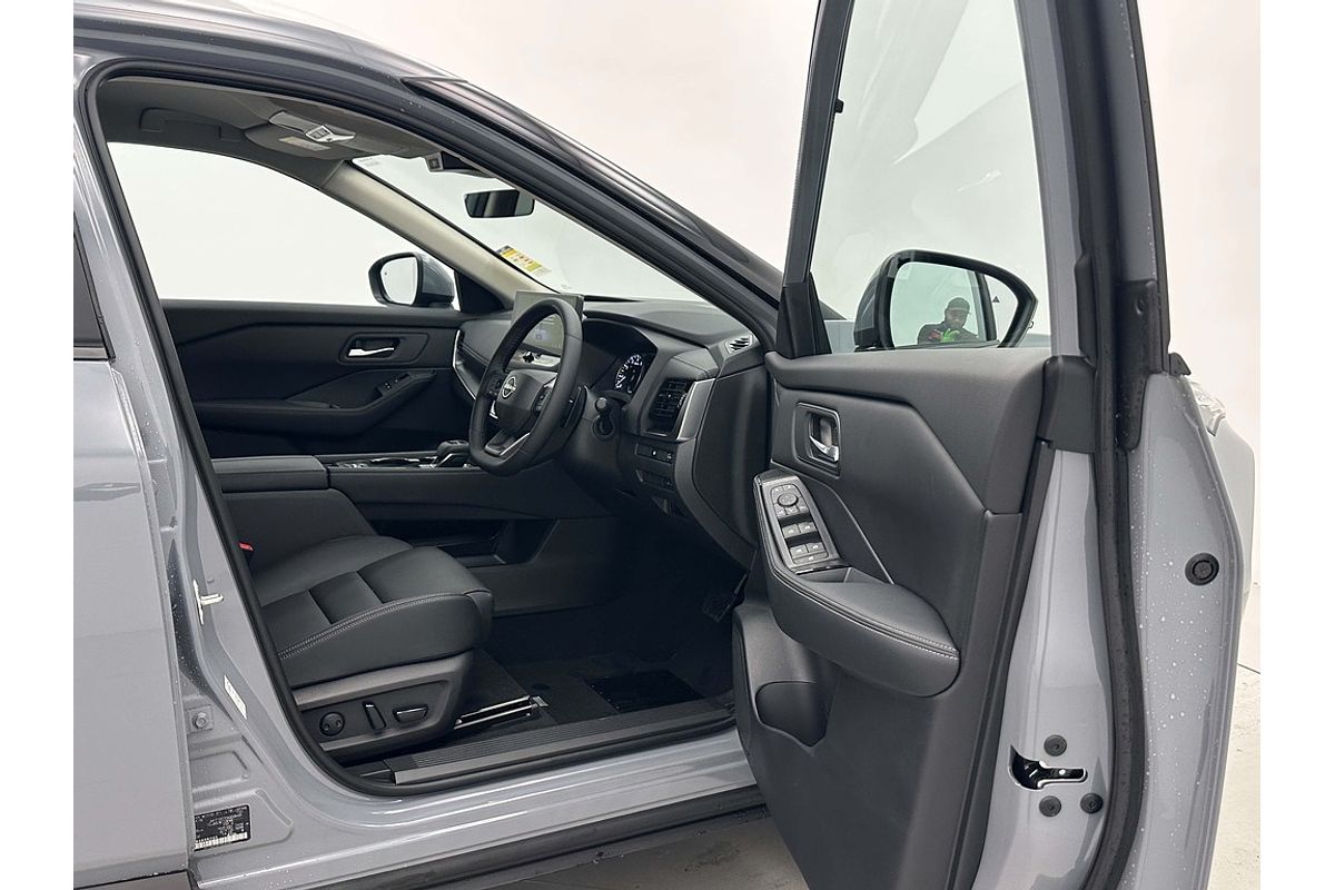Nissan X-TRAIL 2WD AUTO ST-L MY26