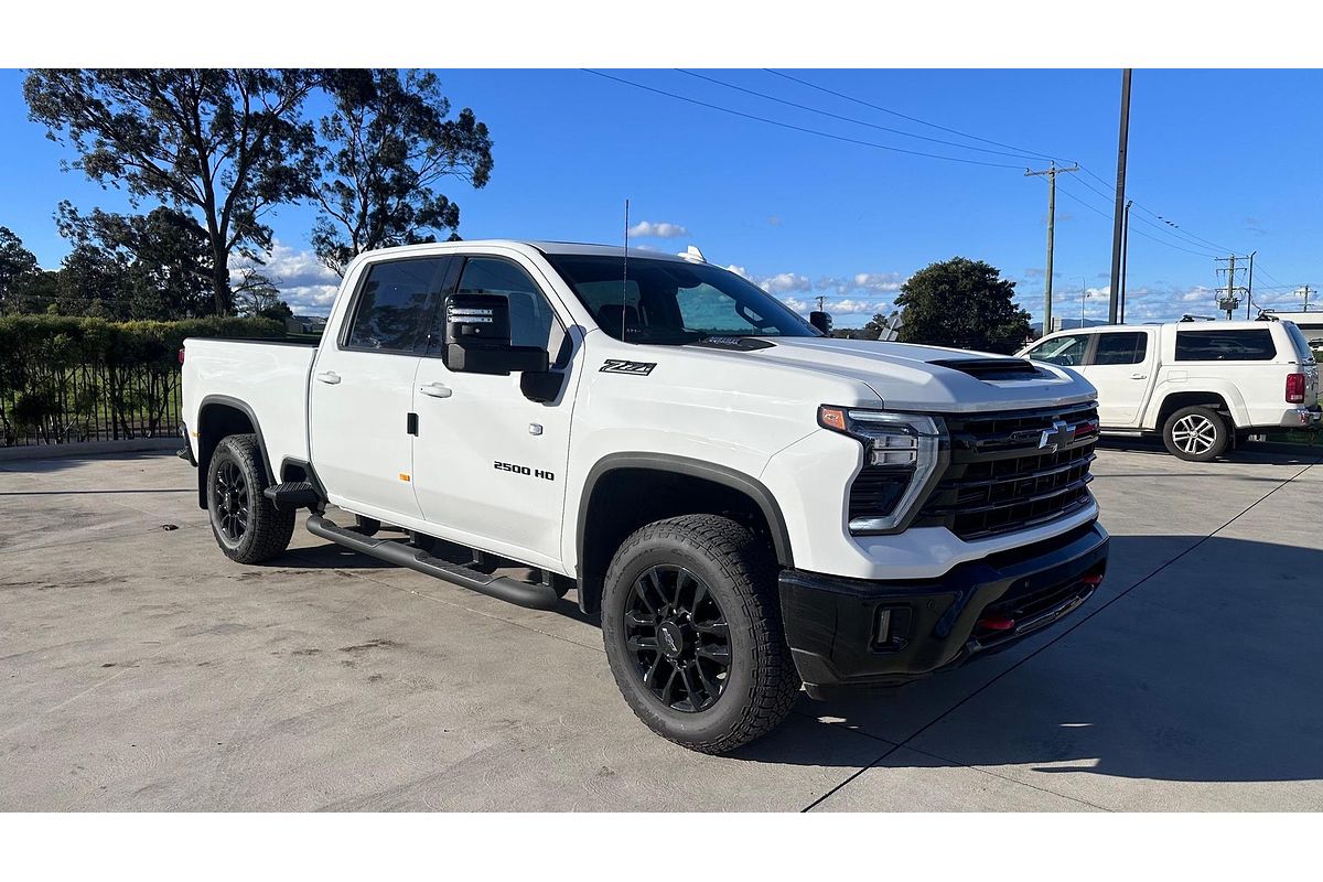 2026 Chevrolet Silverado HD LTZ Premium W/Tech Pack T1 4X4