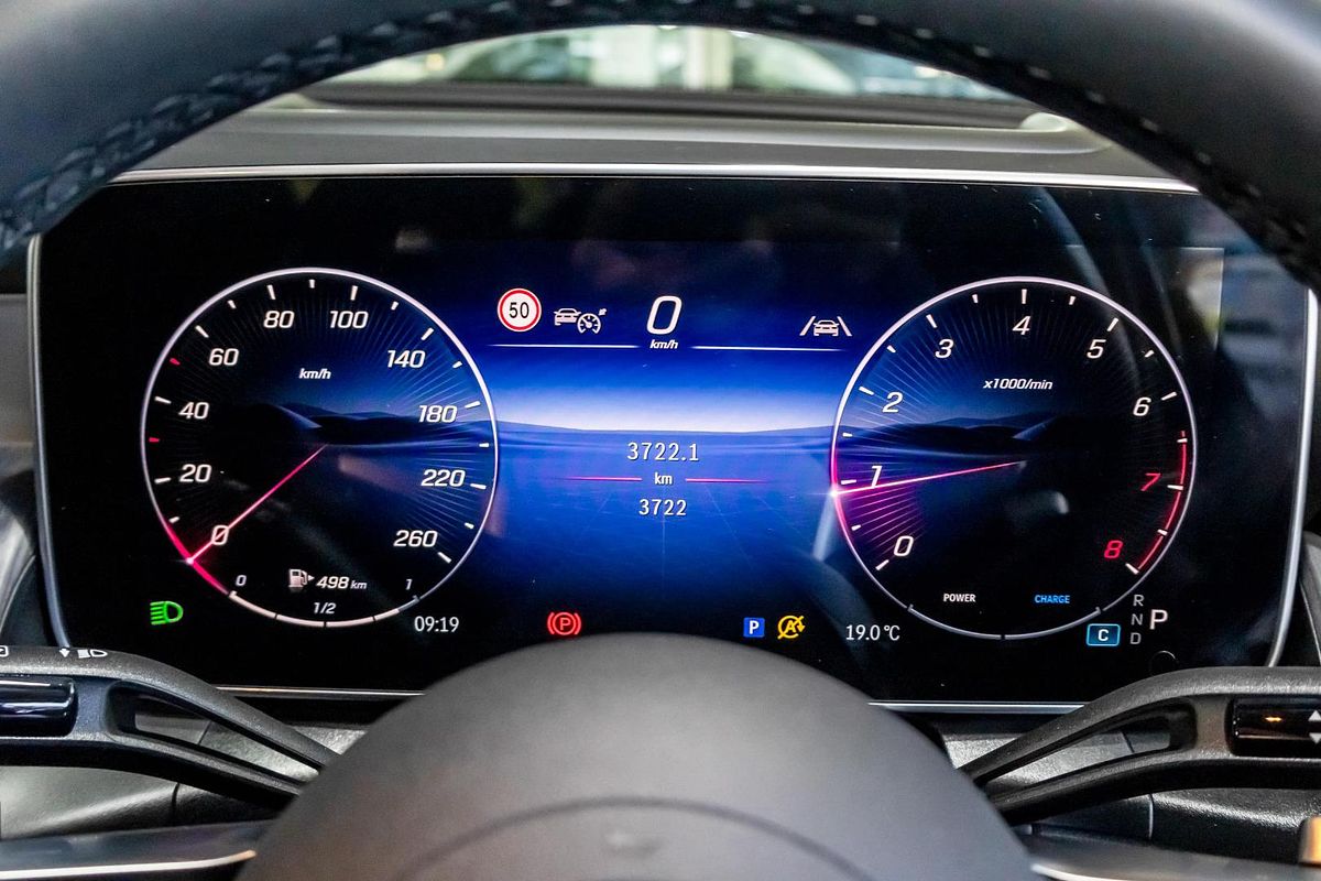 C254 806+056MY GLC300 CPE 9G 9 sp 2.0T/17kW
