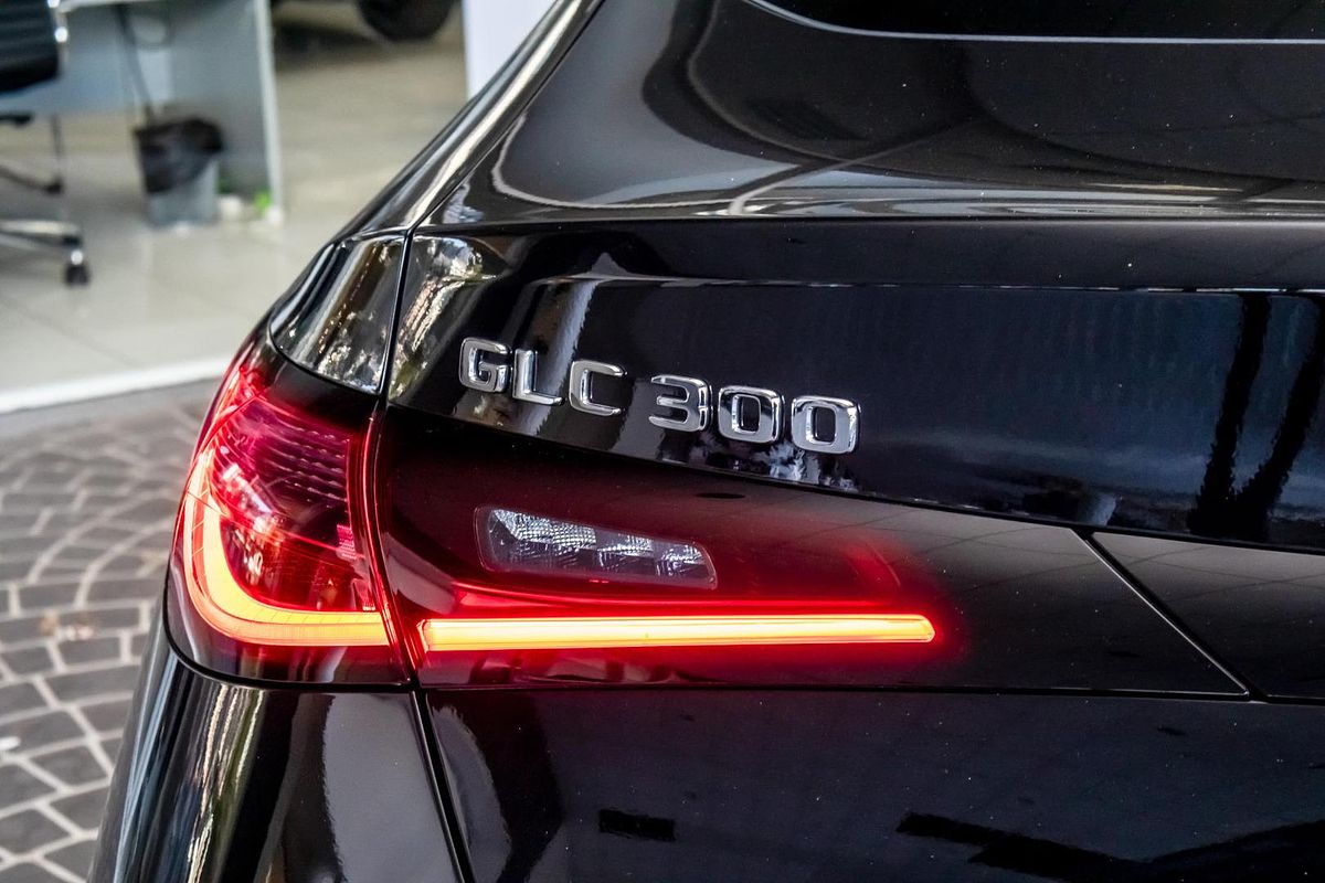 C254 806+056MY GLC300 CPE 9G 9 sp 2.0T/17kW