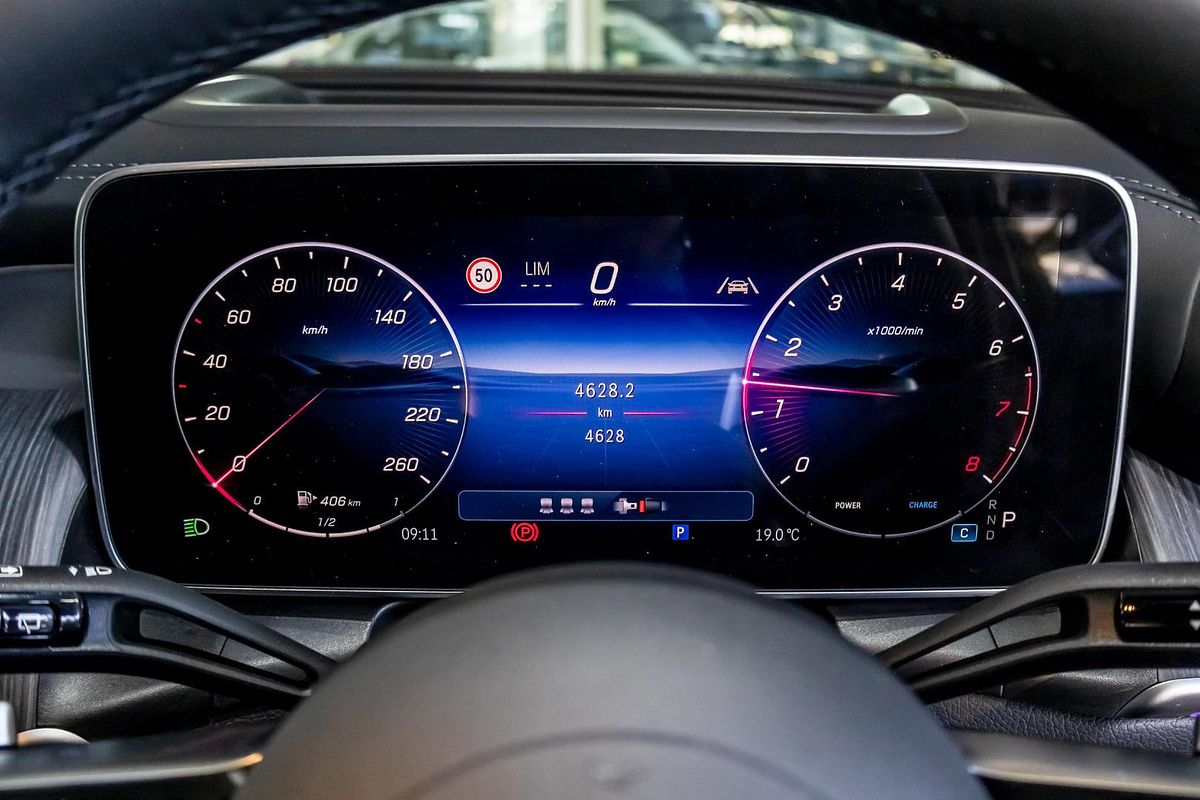X254 806+056MY GLC200 WAG 9G 9 sp 2.0T/17kW