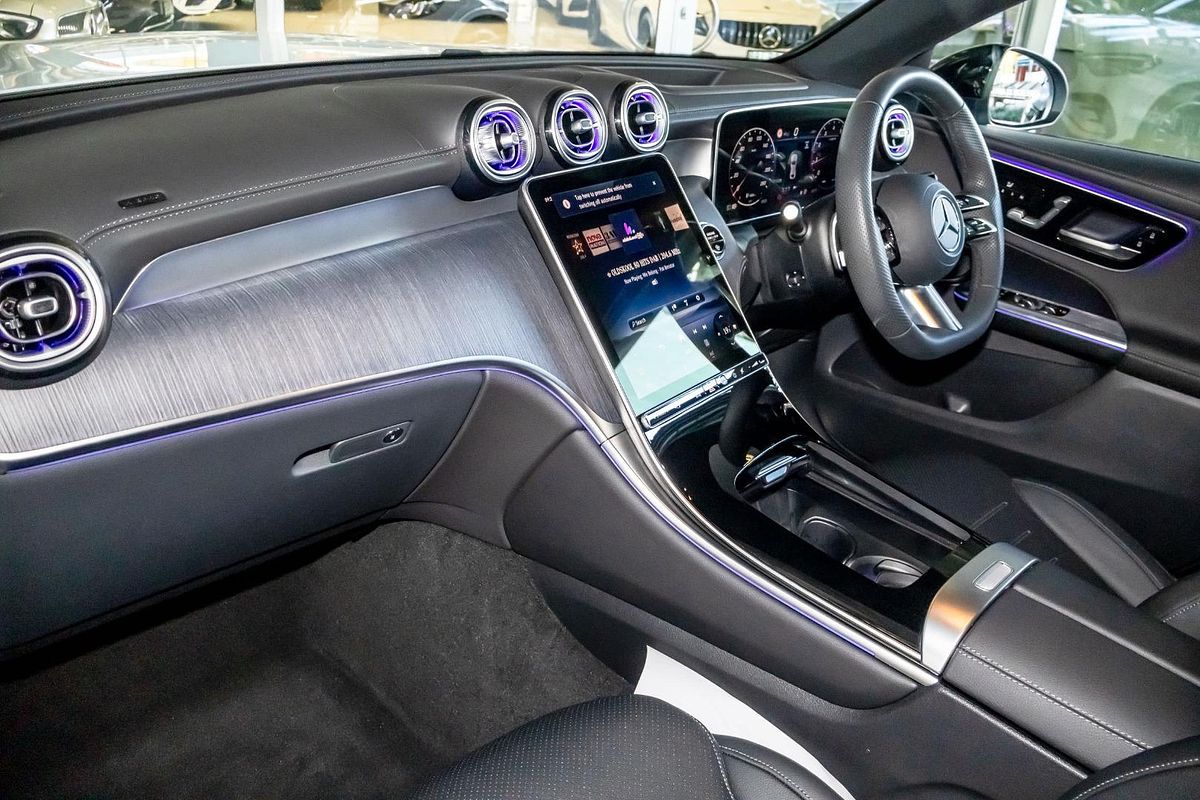 C254 806+056MY GLC300 CPE 9G 9 sp 2.0T/17kW