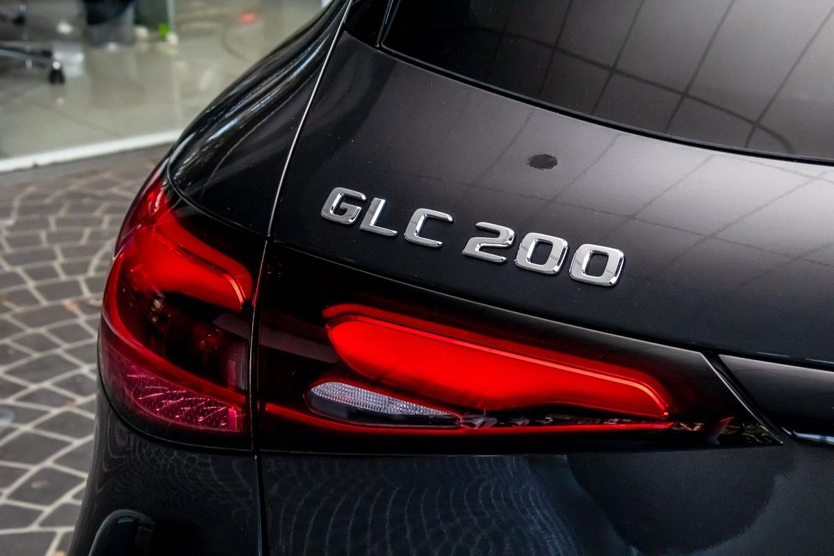 X254 806+056MY GLC200 WAG 9G 9 sp 2.0T/17kW