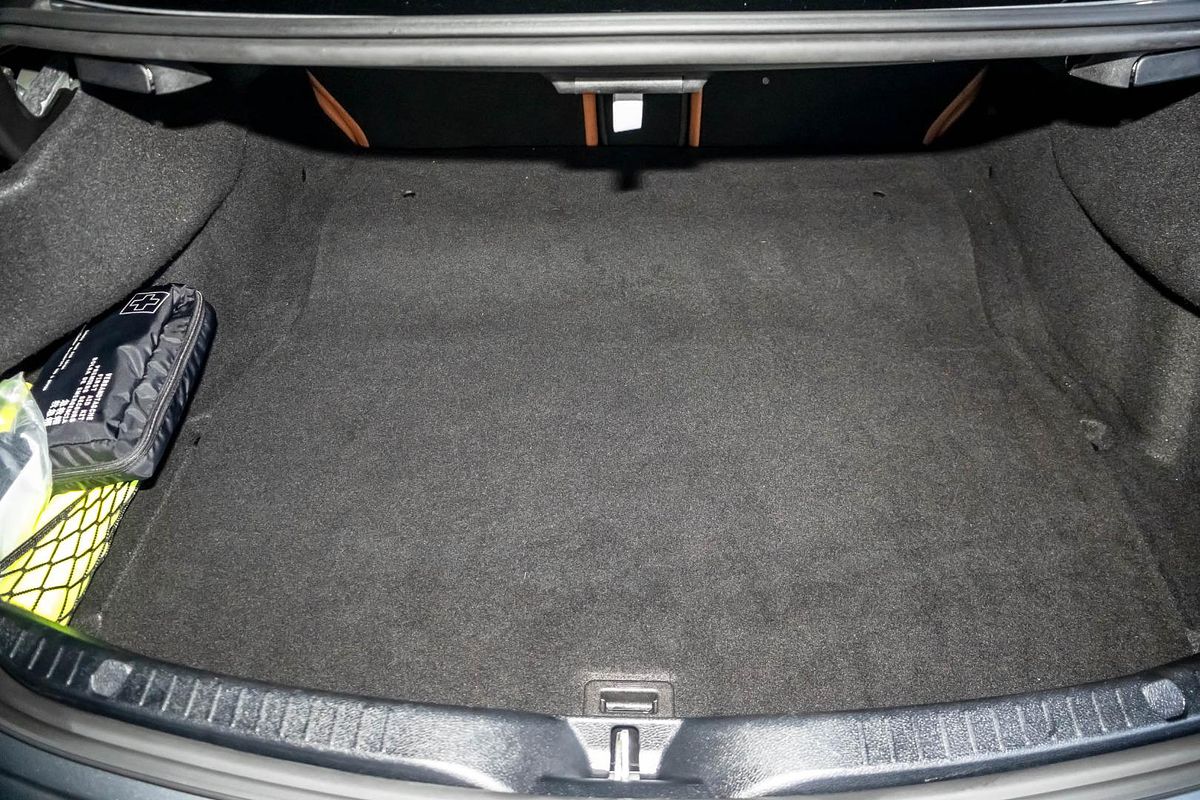 C205 802MY C300 Coupe 2dr 9G-T RONIC 9sp 2.0T