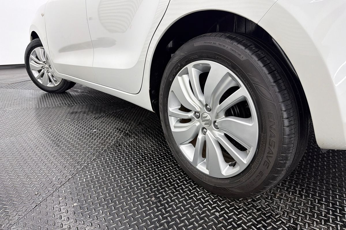 2018 Suzuki Swift GL Navigator AZ