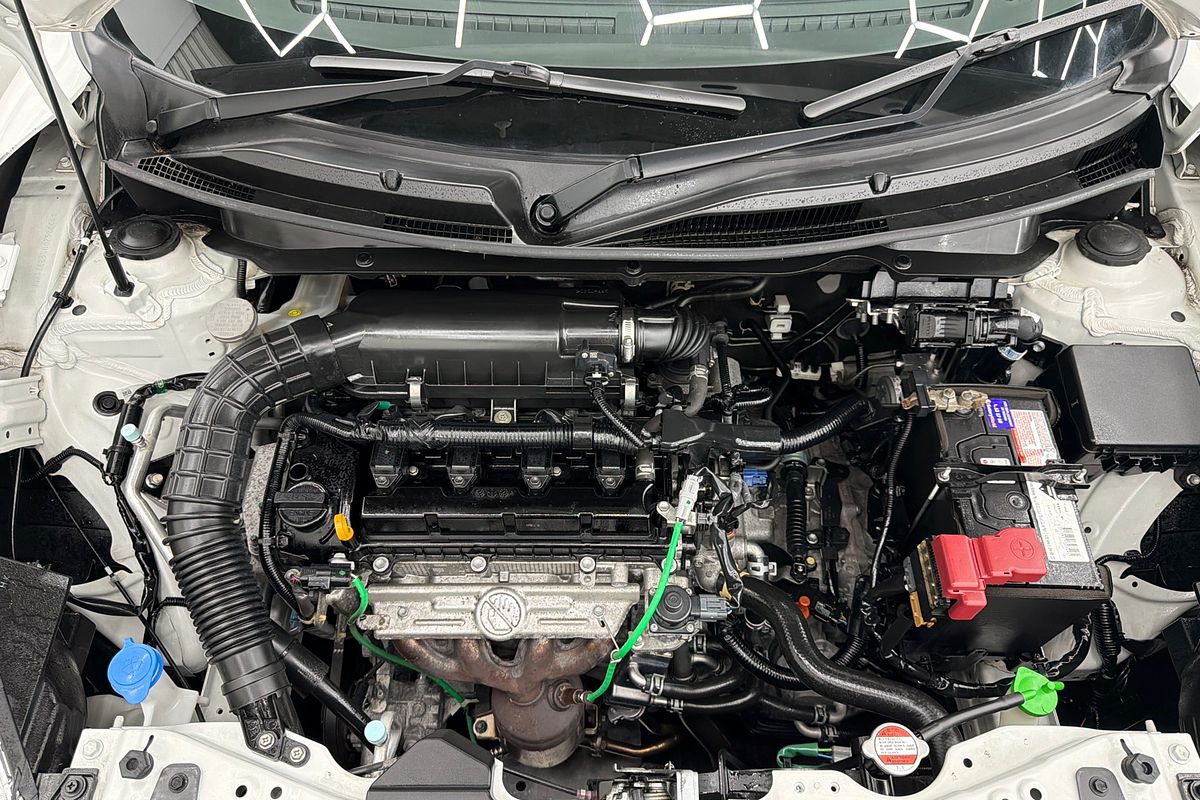 2018 Suzuki Swift GL Navigator AZ
