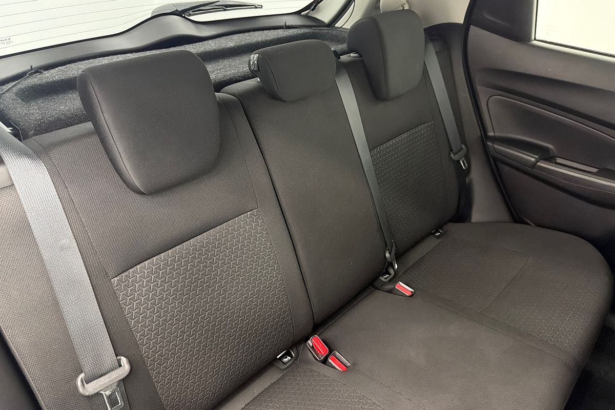 2018 Suzuki Swift GL Navigator AZ