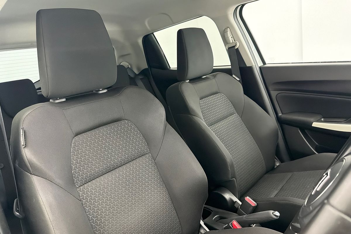 2018 Suzuki Swift GL Navigator AZ