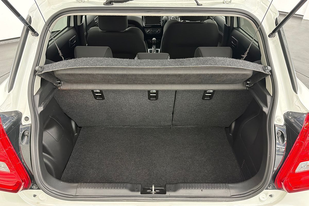 2018 Suzuki Swift GL Navigator AZ