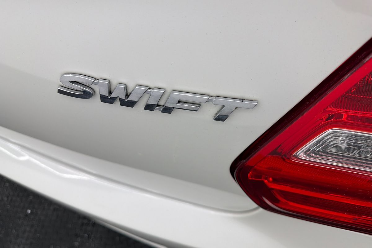 2018 Suzuki Swift GL Navigator AZ
