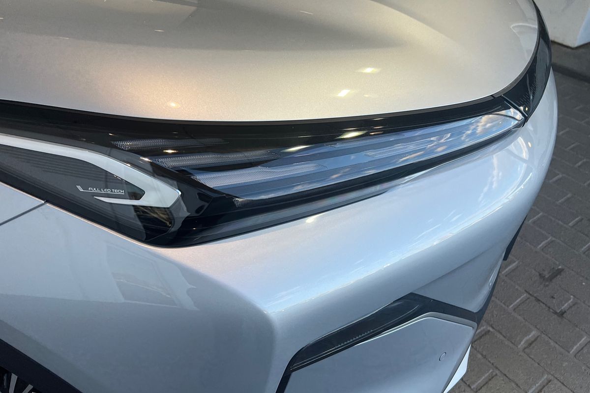 2026 Geely Starray EM-i Inspire P145