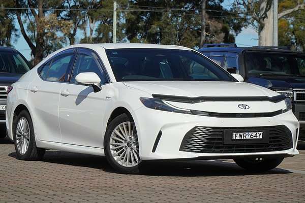 2025 Toyota Camry Ascent AXVH80R