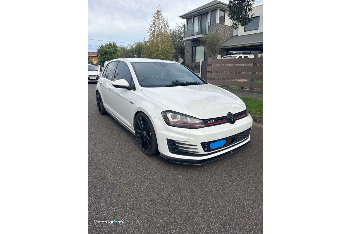 2016 Volkswagen Golf GTI 7